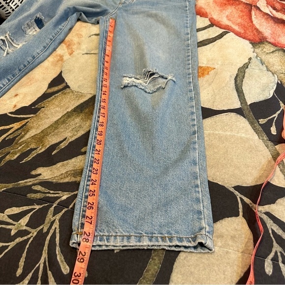 Forever 21 Premium high waisted distressed straight leg boyfriend jeans - Picture 8 of 14